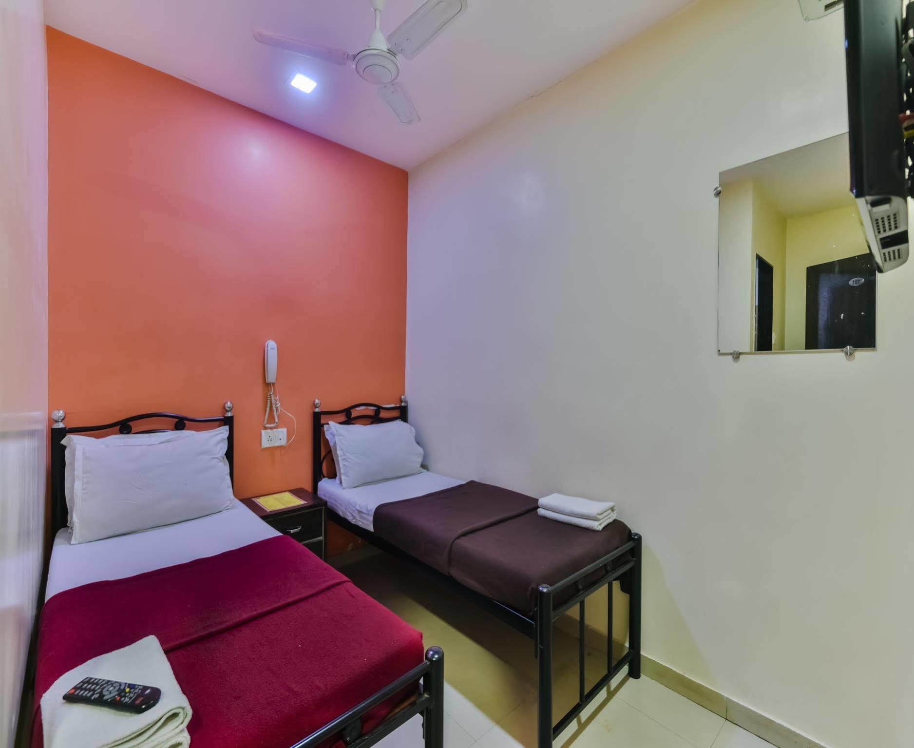 Hotel Jayshree Domestic Airport Bombay Extérieur photo