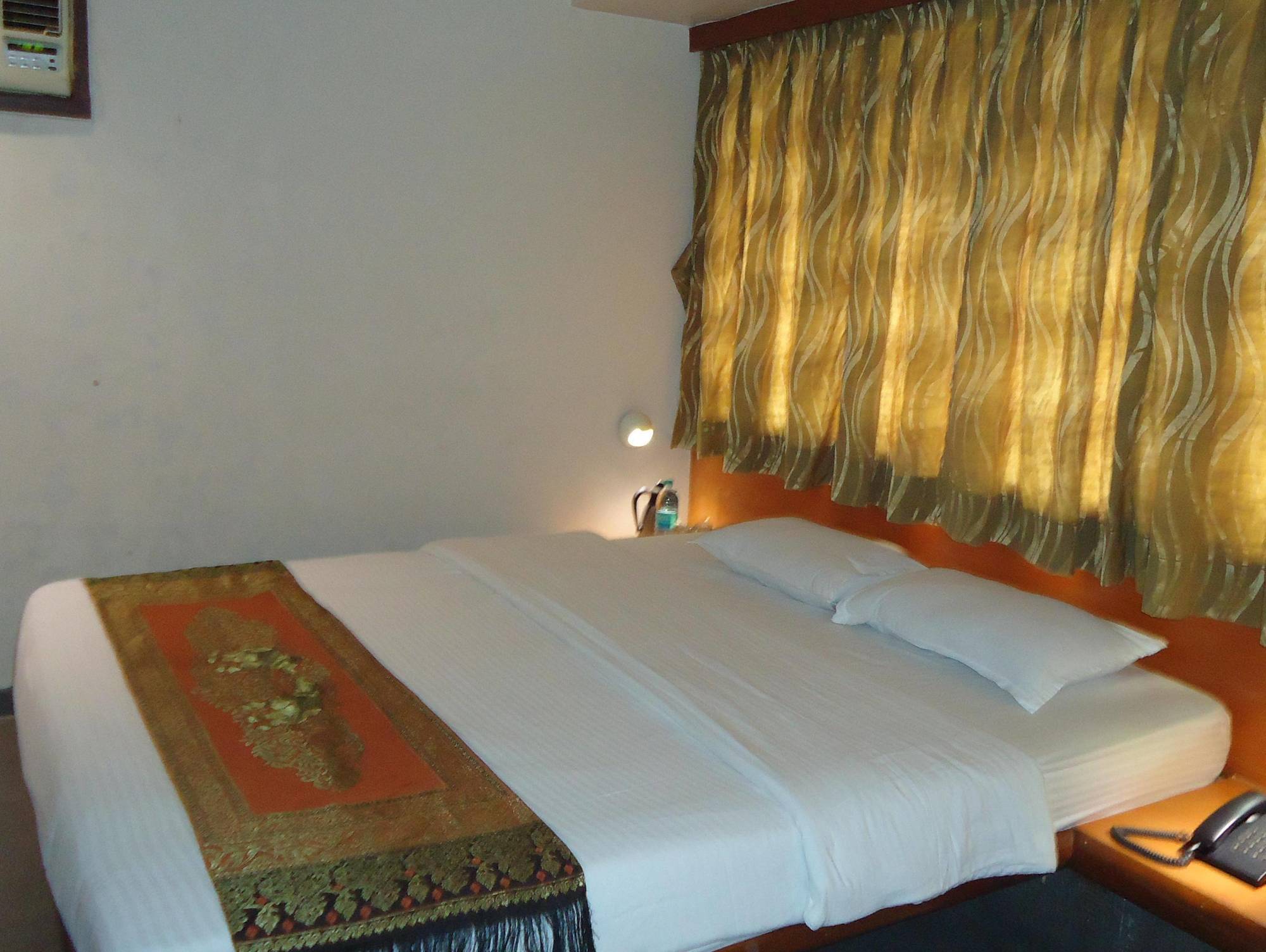 Hotel Jayshree Domestic Airport Bombay Extérieur photo
